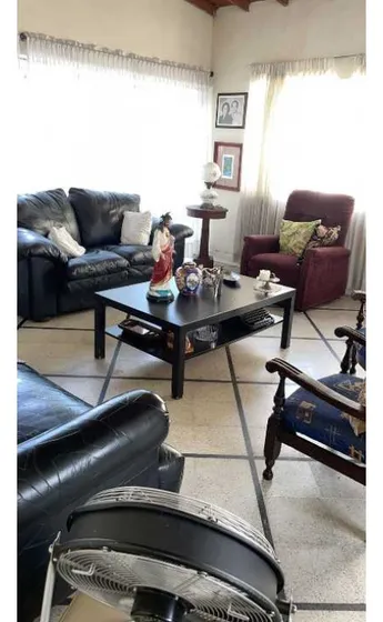 Venta Casa 2 Piso Belén Rosales