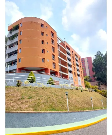 Apartamento En Venta Urb. Las Minas  Res Bosque Alto