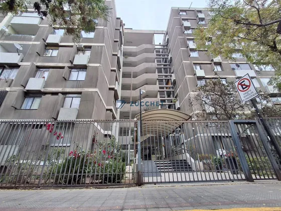 Departamento En Arriendo 4dor 2 Baños Metro Santa Ana Remode