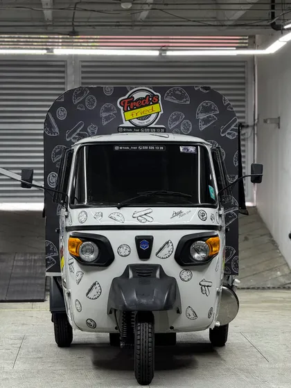 Motocarro Piaggio Ape Xtra