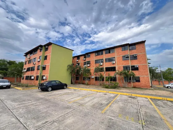 Apartamento En Alquiler Amoblado Residencia El Parque San Diego(ac)