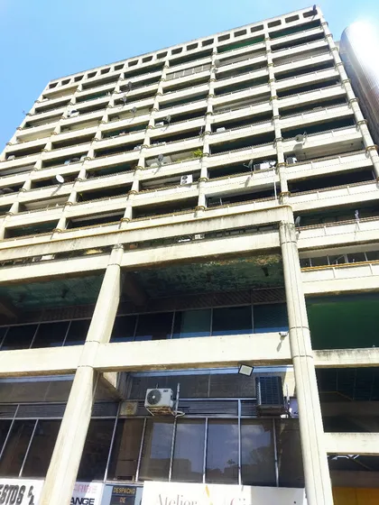 Se Alquila Bella Oficina De 60 Mt2 En Colinas De Bello Monte