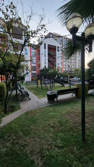 Ubicado En El Centro De Rancagua, Primer Piso Y Con Patio.