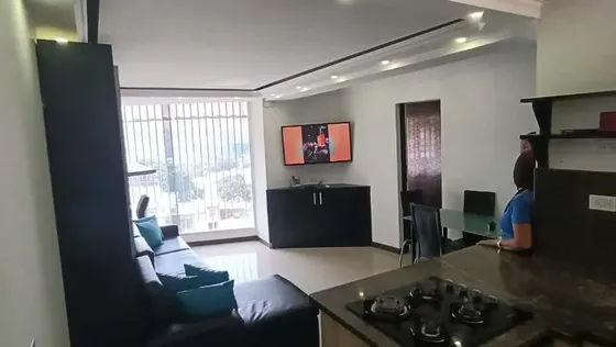 Alquiler Por Día De Hermoso Remodelado En Bello Campo. (a.v)