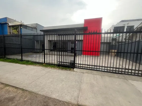 Arriendo Local Calle Principal