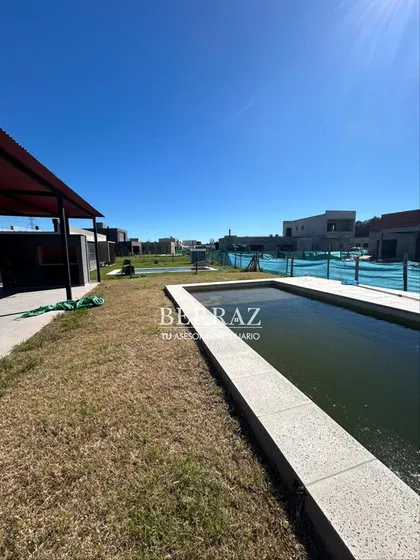 Casa Venta 5 Ambientes En Barrio Manuel Belgrano Escobar Lote De 770 M2