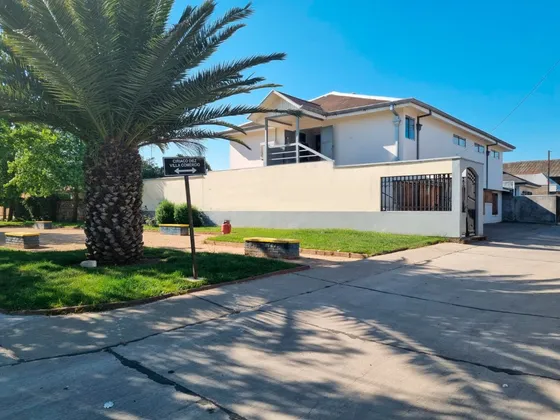 Vendo Hermosa Casa, Excelente Ubicación, Linares.