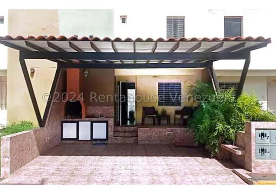 Yonny Silva Rentahouse Carabobo Vende Hermoso Townhouse En Sabana Del Medio San Diego Rcys 25-3343