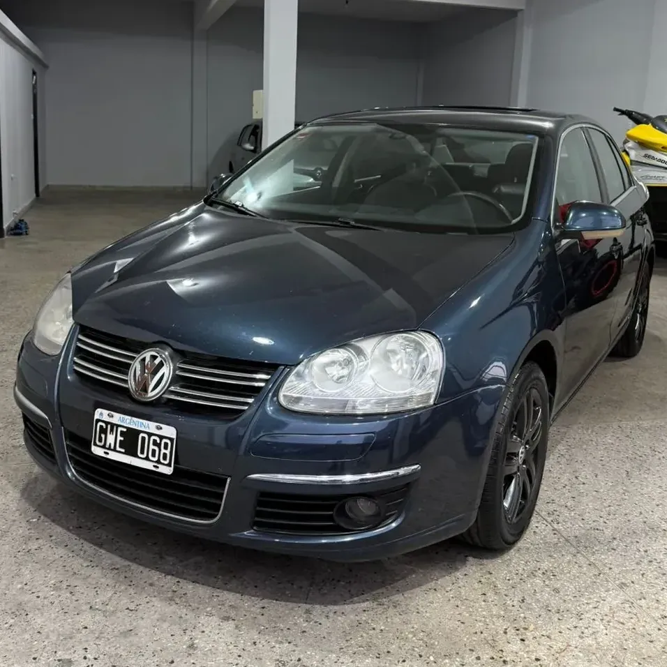 Volkswagen Vento 2.5 Luxury Wood Tiptronc 170cv