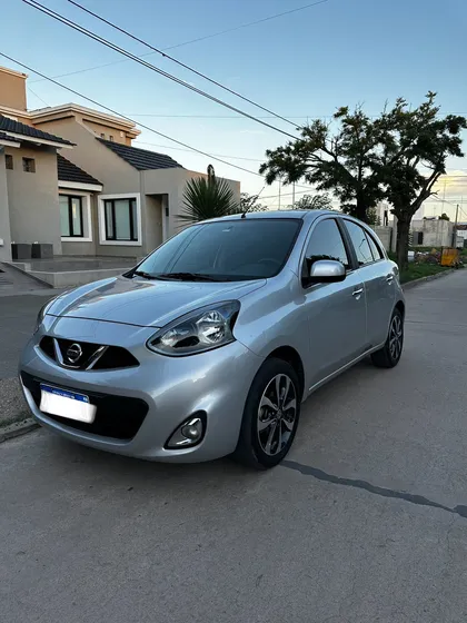 Nissan March 1.6 Advance Media Tech At