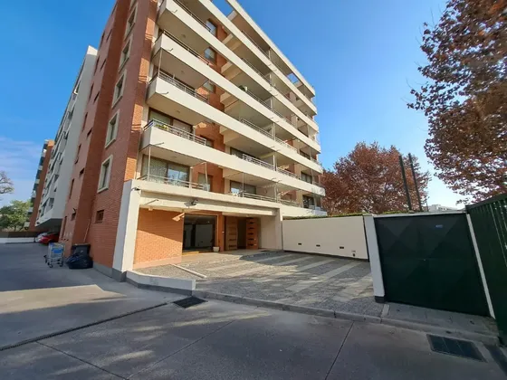 Departamento 3 Dormitorios, 2 Baños, 2 Estacionamientos, Bod