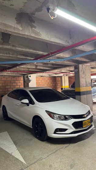 Chevrolet Cruze 1.4 Lt