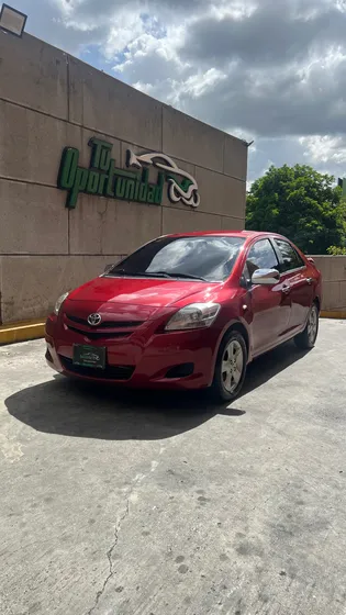 Toyota Yaris Sedán Belta