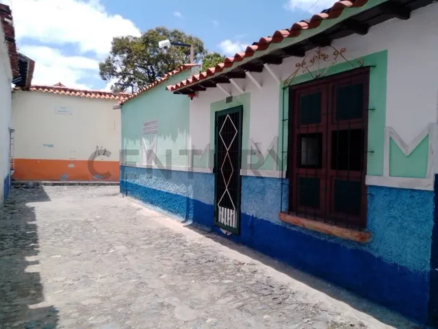 En Venta Casa Comercial O Residencial Ubicada Casco Colonial De Petare