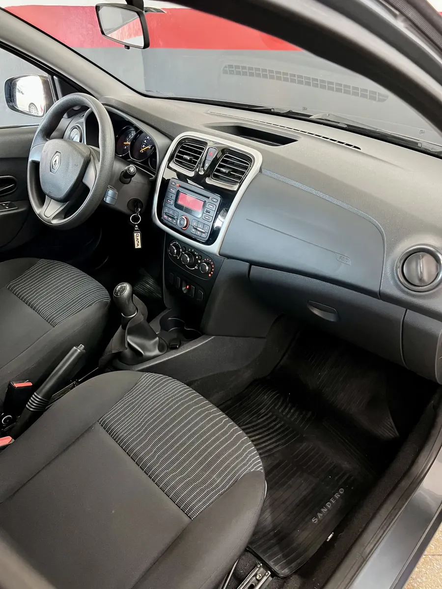 Renault Sandero 1.6 Expression Pack 90cv5289849423980236822