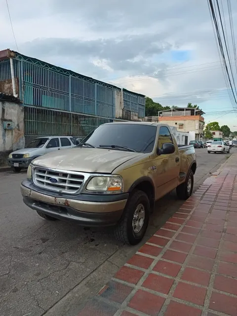 Ford F-150 Fortaleza