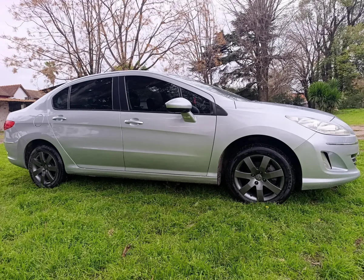 Peugeot 408 1.6 Allure Plus HDI 115 CV