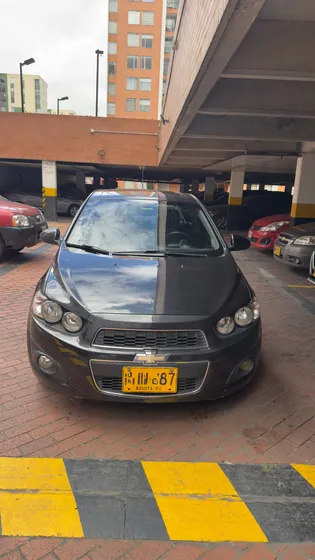 Chevrolet Sonic 1.6 Lt 5 P