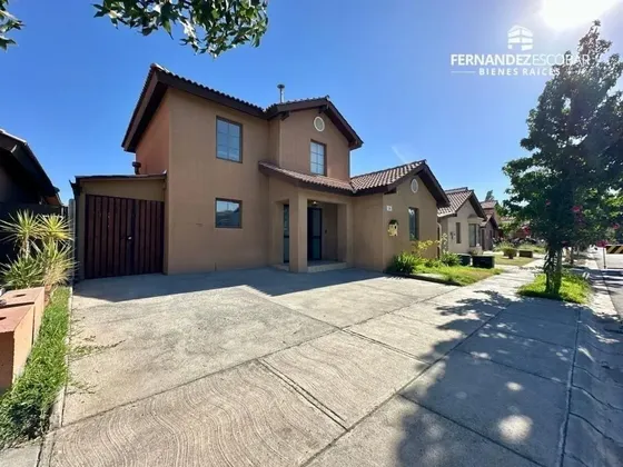 San Esteban - Venta Casa 5d 3b - Cond. Alto San Esteban
