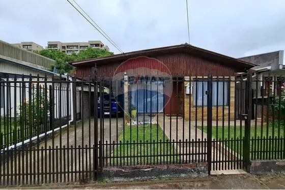 Se Vende Casa 2d/2b, Con Piezas Y Deptos. Interior