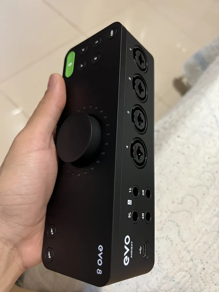 Audient Evo 8 Interface De Áudio Usb Hi End 4x4 4 Prés Xlr