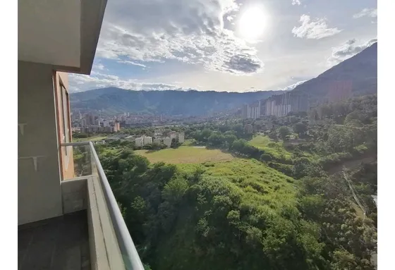 Venta De Apartamento En Bello.
