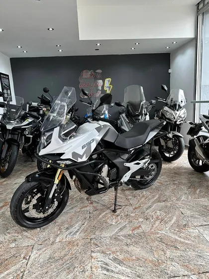 Cf Moto 650 Mt, 2023. Usada Lista Para Transferir. No Versys