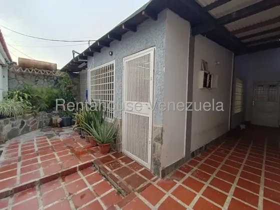 Casa En Venta La Morita I Urb Villas De Aragua Maracay (pozo De Agua) 27-1939 Avel