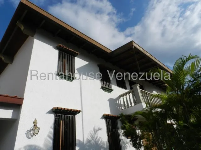Este Anexo Forma Parte De Una Casa Con Dos Pisos, Esta En Alquler En Los Naranjos Del Cafetal. Ch.