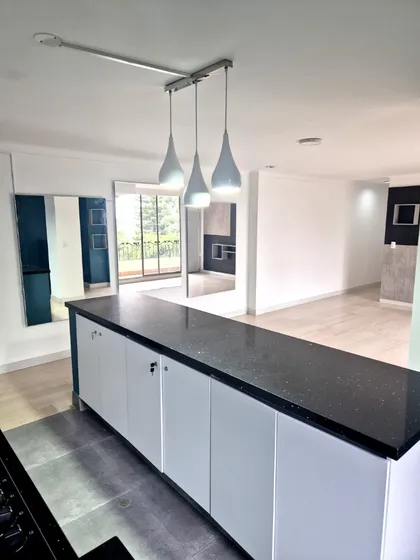 Apartamento En Venta La Frontera El Poblado