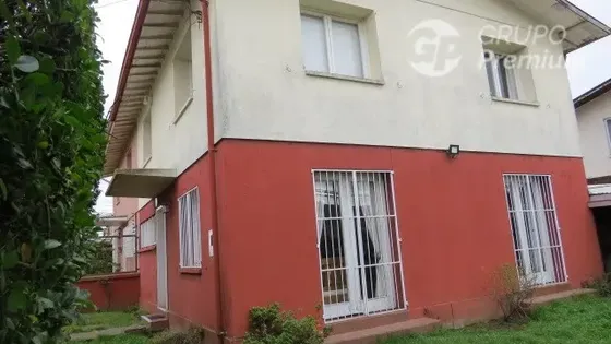 Casa En Venta De 4 Dorm. En Temuco, Sector Avda Alemania