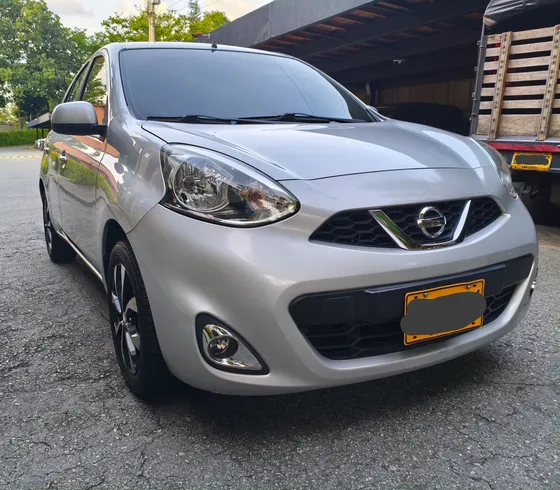 Nissan March 1.6 Connect At