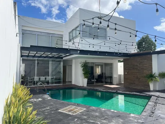 Casa En Venta Equipada Ubicada En Altabrisa, Merida