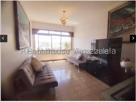 Diana C Vende Apartamento De Oportunidad De Gran Amplitud En Prebo Valencia Rc-dc 25-19000