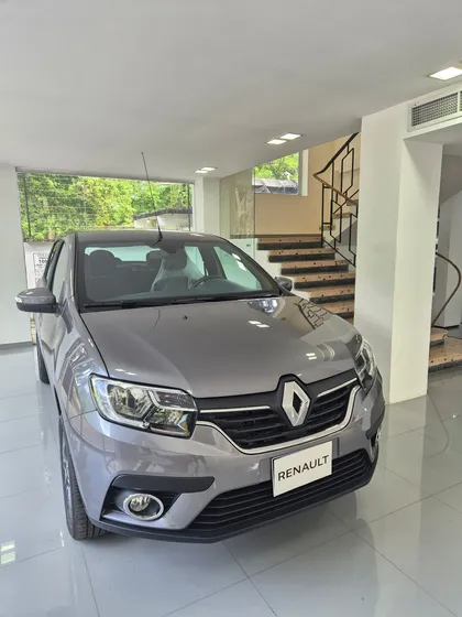 Renault Logan Intens Cross