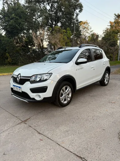 Renault Sandero Stepway 1.6 Dynamique 105cv Nac