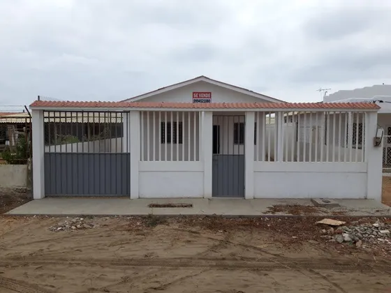 Casa Remodelada De Oportunidad