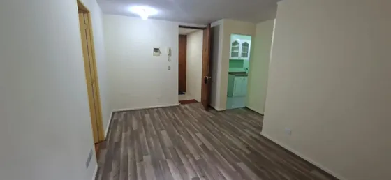 Amplio Depto , 3 Dormitorios , 2 Baños , Living , Cocina Ame