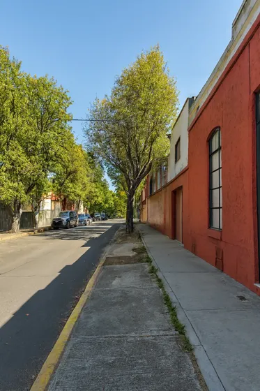 Casa En Venta Excelente Ubicación Pasos Metro Cerro Blanco