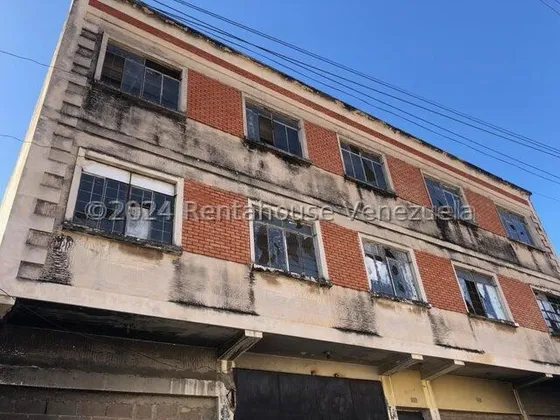 Local En Alquiler En La Candelaria Ubicada En Pb Valencia Zona Desarrollo Comercial 