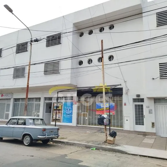 Alquiler Oficina 20 M² En Moron