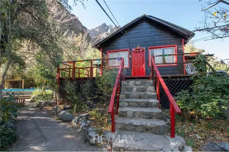 Casa Con Hostería Y Cabañas En El Cajón Del Maipo