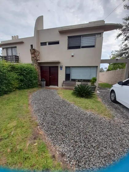 Venta De Casa En Uruguay Canelones
