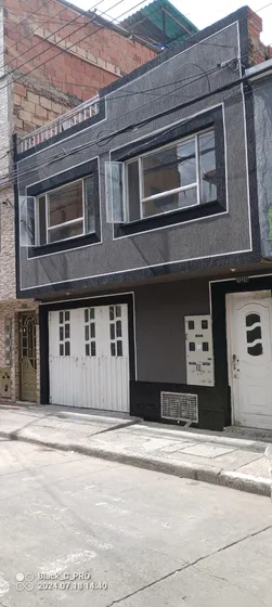 Venta Casa 3 Pisos Con Garage 