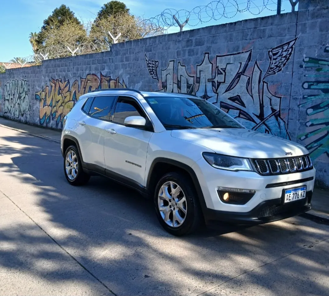 Jeep Compass 2.4 Longitude5270406840097382411