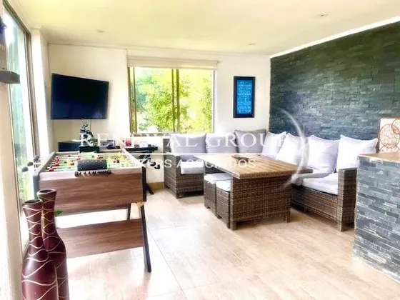 Vivienda Luminosa Ideal Para Inversión (133148)