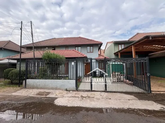 Casa En Venta Altos De Quilicura | 4 Dormitorios