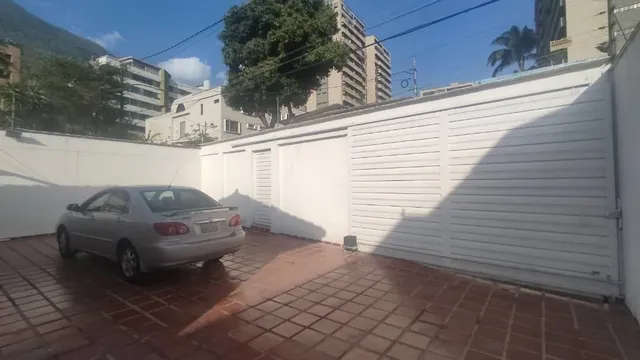 Hermosa Casa En Los Palos Grandes - Caracas - 384m². Fr