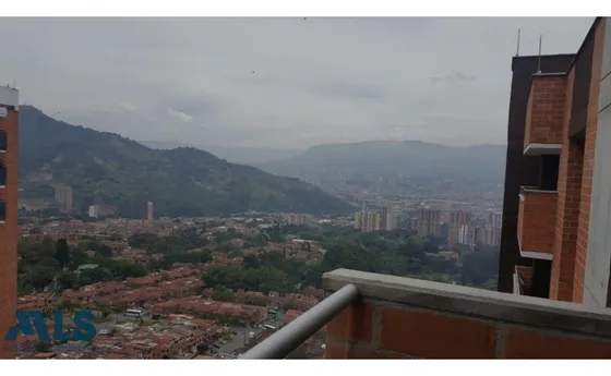 Venta De Apartamento En La Estrella, La Ferreira(mls#255171)