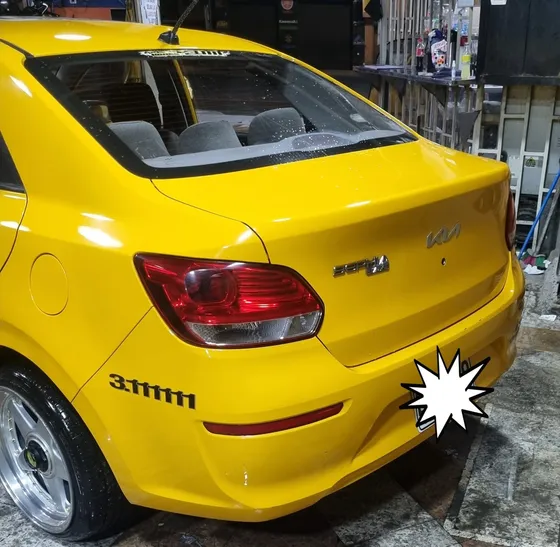 Taxi Kia Sephia  2023 Unico Dueño  Rines De Lujo Forros Paño